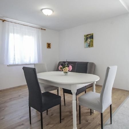 Apartment Tosca With Parking Rovinj Ngoại thất bức ảnh
