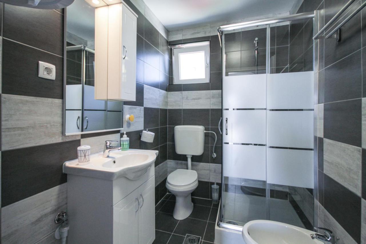 Apartment Tosca With Parking Rovinj Ngoại thất bức ảnh